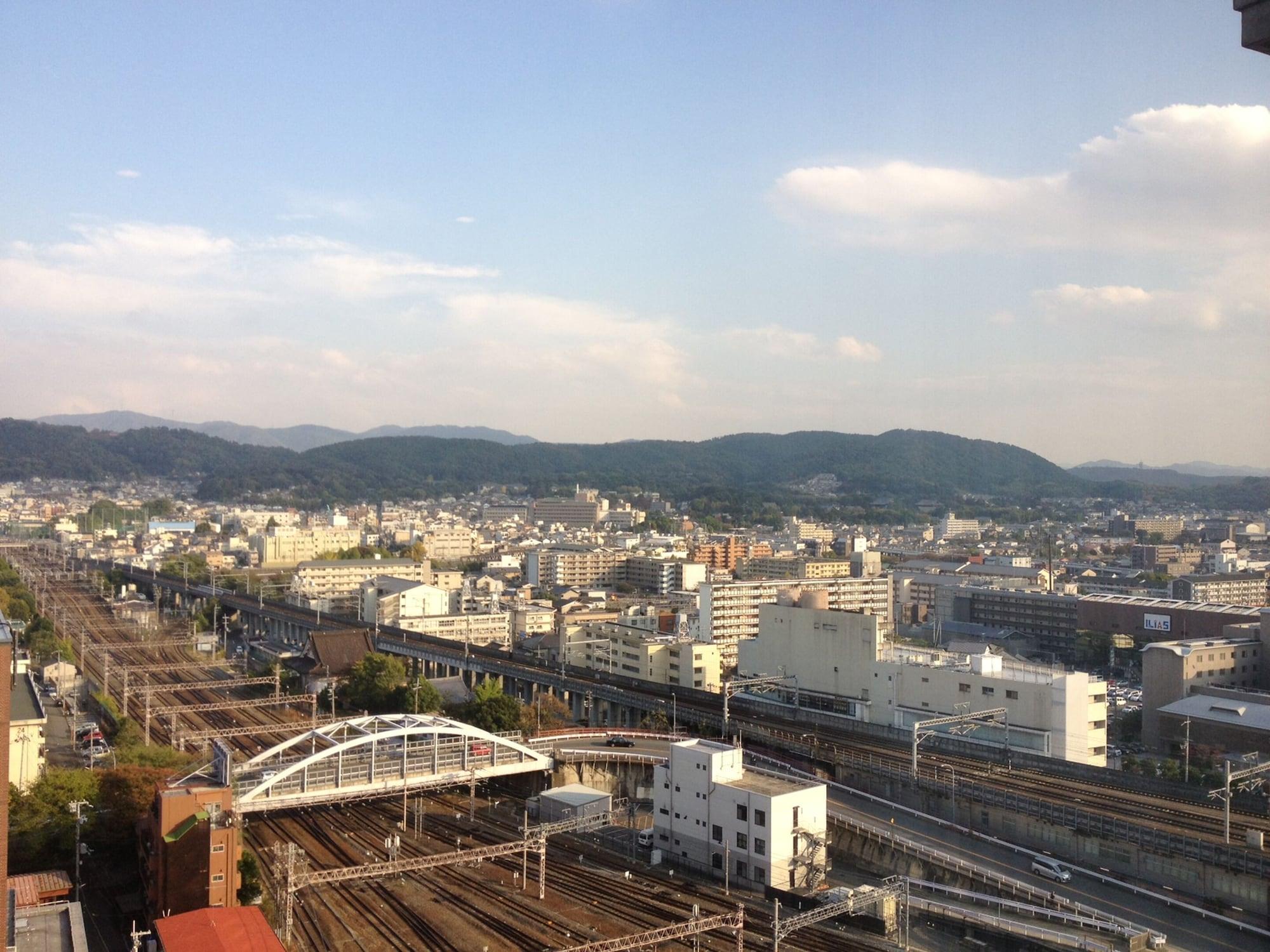 Hotel Granvia Kyoto Ngoại thất bức ảnh View of central Itami