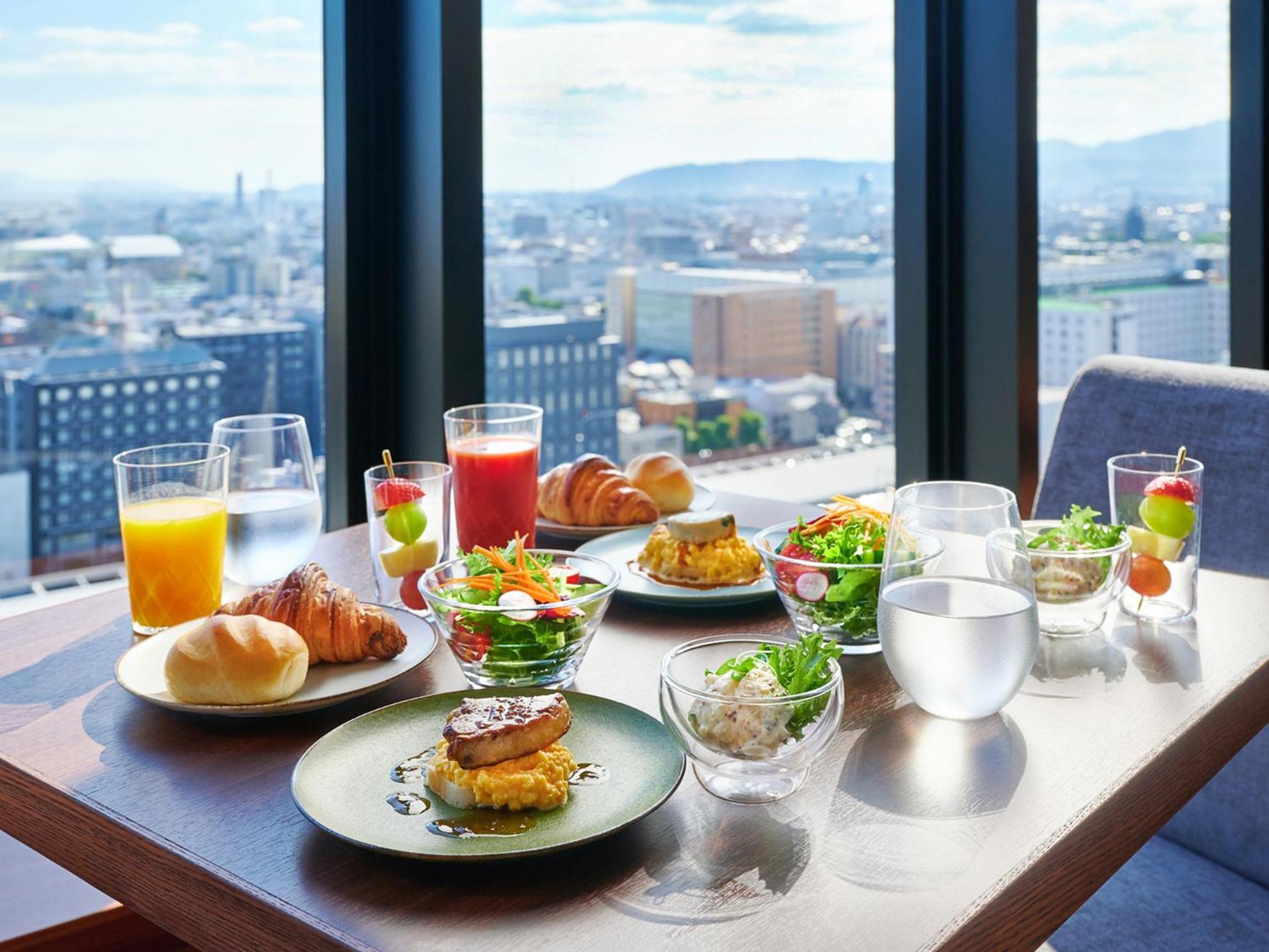 Hotel Granvia Kyoto Ngoại thất bức ảnh Breakfast at the hotel